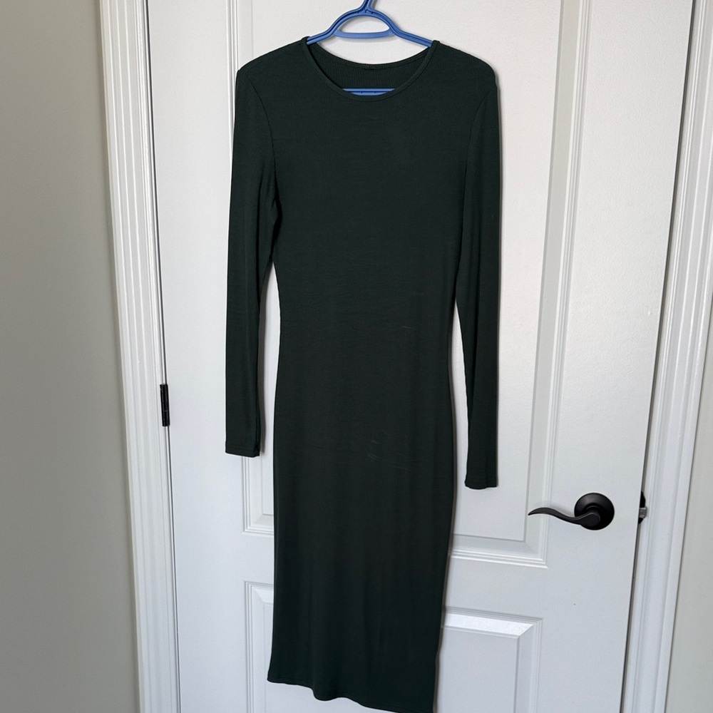 Elegant Dark Green Long Sleeve Dress